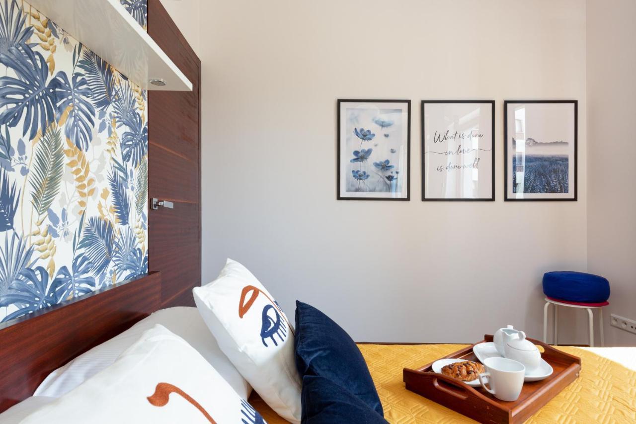 Spacious Suite With A Hammock And Terrace By Renters Prestige Varşova Dış mekan fotoğraf